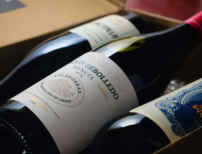Read more about the article Celebrate the Season with Holiday Wine from Around the World